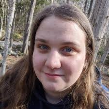 Mallory Goss's Instagram, Twitter & Facebook