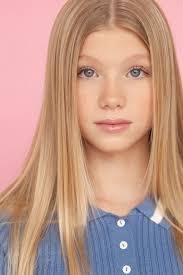 Haley Gray's Instagram, Twitter & Facebook