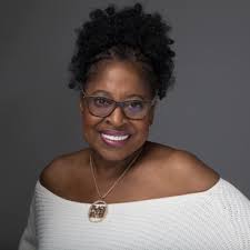 Thrilled to announce that I've been selected to attend Bain & Company's  Connecting & Resourcing Empowered Women (CREW) Program!