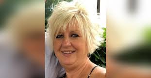 Barbara Dill's Instagram, Twitter & Facebook