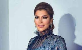 اكتشف مصطفى نصري والد الفنانة أصالة والذي كان مغنياً مشهوراً، ذكاء ابنته وموهبتها في الغناء عندما. Ø¨Ø§Ù„ÙÙŠØ¯ÙŠÙˆ Ø£ØµØ§Ù„Ø© Ù†ØµØ±ÙŠ ÙˆØ¨Ø³Ù…Ø© ÙˆÙ‡Ø¨Ø© ØªØªØ¹Ø±Ø¶Ø§Ù† Ù„Ø­Ø§Ø¯Ø« Ù…Ø±ÙˆØ¹ ÙÙŠ Ø§Ù„Ø¨Ø­Ø± ÙÙƒØ± ÙˆÙÙ† Ø´Ø±Ù‚ ÙˆØºØ±Ø¨ Ø§Ù„Ø¨ÙŠØ§Ù†