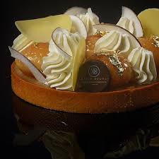 Tarte Aida Pate Sucree Coco Biscuit Dacquoise Coco Citron Vert Confit D Ananas Baba Exotique Nappage Miroir Chantilly Coco Ma Culinary Arts Food Gastronomy