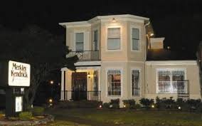 Located In Historic St Matthews 138 Chenoweth Lane Louisville Ky House Styles Louisville House