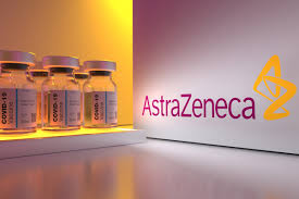 Las pruebas de la vacuna contra el coronavirus que desarrollan la farmacéutica astrazeneca y la universidad de oxford fueron puestas en pausa por precaución. Vacunas De La Covid 19 Mas Efectos Adversos Con La De Moderna