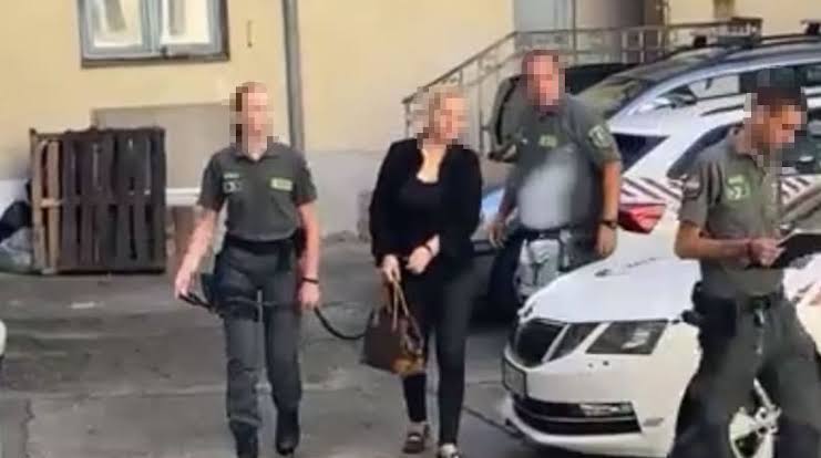 Kiengedik a rács mögül Fásy Ádám feleségét | 24.hu