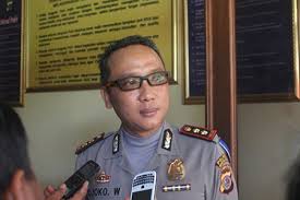 .ketua dprd minahasa utara denny lolong, kapolres minahasa utara grace rahakbau lmi membuat pernyataan bersama gp ansor minahasa utara. Kapolres Minahasa Utara Taatilah Aturan Lalu Lintas Antara News Sulawesi Utara