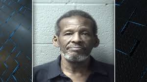 Holly Hill man allegedly stuck his tongue into mouths of children