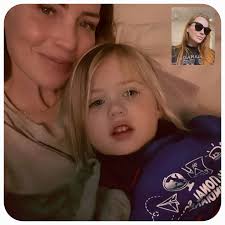 Mina Starsiak Hawk with her Son ❤️ #familytime #motherson #goodbones #hgtv 