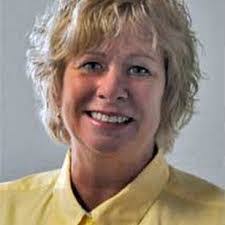 Pam Oakley's Instagram, Twitter & Facebook