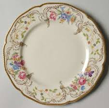 Whether you're looking to add to your collection or need replacement pieces, you've come to the right place. Pompadour China Pattern From Rosenthal China Patterns Pretty China Vintage China