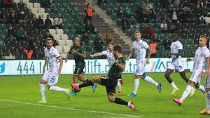 Kocaelispor son dakika haberleri ve en önemli gelişmeleri fanatik gazetesi resmi sitesinde. Kocaelispor Won With A Single Goal Livik