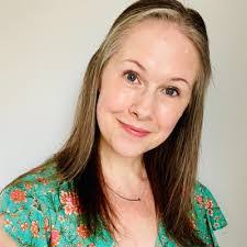 Heather Barnard's Instagram, Twitter & Facebook