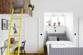 For example, grey wallpaper in an interesting pattern offers a brilliant backdrop for an evolving scheme. Grey In Kids Room Petit Small