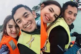• 1 млн просмотров 3 года назад. Dikabarkan Pacaran Ini 10 Potret Steffi Zamora Dan Pangeran Cendana