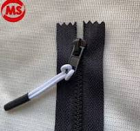 Transparent Plastic Zipper Puller Rubber Silicone Zip Puller and Slider  with logo