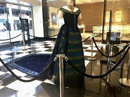 Iris Viacrucis Presents The Queen Kapiolani Peacock Gown The Fourth Installment To The Alii Gown Reproduction Victorian Dress Peacock Dress Hawaiian Fashion