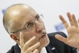 Bývalý viceprezident RÚZ L. Sirota chce byť poslancom…