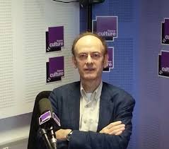 L'application des dispositions de la loi alur s'est faite progressivement après la publication du texte au journal officiel du 26 mars 2014. Qui Fait La Loi 3 4 Les Proces De Kafka