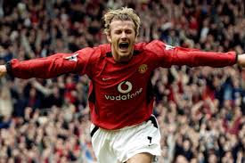 姓名：david robert joseph beckham 效力球會：西班牙皇家馬德里出生日期：1975年5月2日出生地點：倫敦國籍：英格蘭高度：約180cm 體重：約67kg ç¢§å'¸è¶•ä¸Š2021è‹±è¶…åäººå ‚å°¾ç­è»Š Goal Com