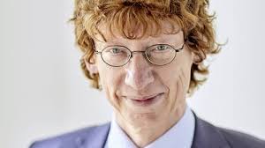 Wege zum Reichtum: Sieben Vermögende erzählen