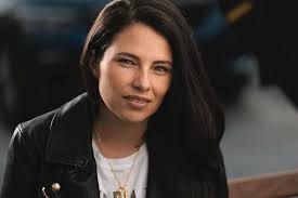 Nadia George's Instagram, Twitter & Facebook