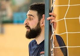 Brenton harrison tarrant, autorul atentatelor la doua moschei din christchurch intentiona sa continue masacrul, inainte sa fie arestat de politie, la 36 printre cei decedati se afla si copii, iar dintre raniti, 11 sunt la terapie intensiva. Un Fotbalist Printre Victimele Masacrului Din Noua ZeelandÄƒ Prosport