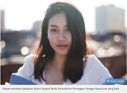 It premiered in the un certain regard section of the the subtitles are in english, russian, french, spanish, german, turkish, chinese, arabic and other languages. Berbaloi Korbankan Waktu Tidur Daiyan Trisha Graduan Anugerah Dekan Infrastructure University Kuala Lumpur