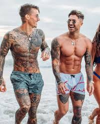 Perfect Pins Add Value To Yourself Tattoo Bauch Bauch Tattoo Mann Manner Tattoo Ideen