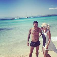 She previously came under the spotlight for cheating on her former husband, footballer maxi lopez. Mauro Icardi Recalls How He Met Wife Wanda Nara Which Destroyed His Friendship And Her Marriage