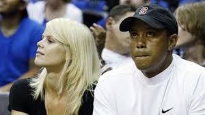 October 5, 2004 nordegren was working in a clothes store when she met mia pavernik, the wife of swedish pro golfer. Tiger Woods When The 2009 Car Crash Exposed His Extramarital Affairs