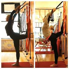 122 Mentions J Aime 0 Commentaires Alison West Alisonwestyoga Sur Instagram Natarajasana At The Wall With Sl Iyengar Yoga Poses Yoga Rope Iyengar Yoga