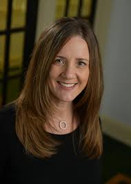 Lisa Chamberlin's Instagram, Twitter & Facebook