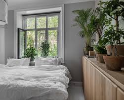 While it keeps you warm on a chilly morning, it can also provide an added layer of elegance to a bedroom or a family room. 40 Gorgeous Bedroom Organization Ideas Detectview