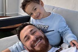 Fred Bruno faz declaração fofa para o filho: “Amor de verdade”