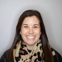 Kelly Denham's Instagram, Twitter & Facebook