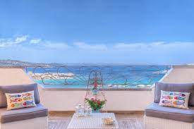 Le tue vacanze 2021 in un residence sul mare e in varie tipologie di appartamenti. Sardegna Vendita Ville Con Piscina Appartamenti Sul Mare E Case Vacanze