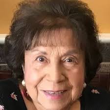 Rosemarie Bennett's Instagram, Twitter & Facebook