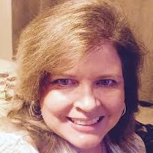 Lisa Benning's Instagram, Twitter & Facebook