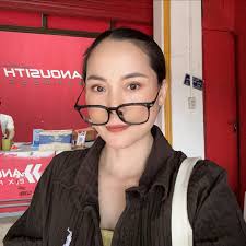 ມື້ທີ່ພາຍຸເຂົ້າ…ແຕ່ບໍ່ເຫງົາເພາະອໍເດີ້ລົ້ນທຸກມື້ ຝົນຕົກແດດອອກ ບໍ່ຢ້ານເດີ  ຂໍແຄ່ລູກຄ້າສັ່ງມາ😍 #ແບຣນເຈົ້າສາວ Phonela Phet Go Go@ไฮไลท์