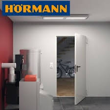 A smooth surface, distinctive stile and rail lines and highly defined panel embossments are the hallmarks of smooth fiberglass doors. Hormann Fire Door T30 H8 5 Steel Door Cellar Door Garagentur Ebay