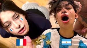 Campione Del Mondo Argentino, Tifoso Scopa Il Francese Dopo La ...