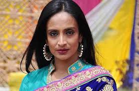 Betaal nos presenta a un cuerpo de policía que ha sido contratado para desplazar a una tribu de su lugar de residencia. Suchitra Pillai Biography Height Life Story Super Stars Bio