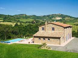 privat villa toskana villa eleonora 6 schlafzimmer privater pool klimaanlage sonnigetoskana villa eleonora ferienhaus toskana villa toskana toskana