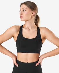 Prefer your activewear with a bit of personality? Iciw Classic Sports Bra Black