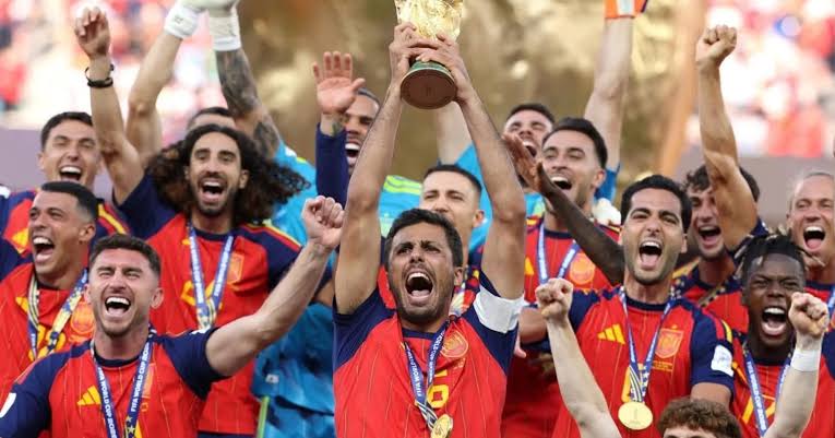 Campeones! España conquista su segunda estrella tras vencer a Argentina en  la final del Mundial 2026 | Imagen del Golfo