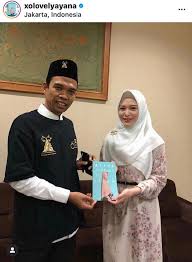 Around august 18th, 2021* * rough estimate based on current trend. Refly Harun Doakan Ustad Abdul Somad Berjodoh Dengan Ayana Moon Seleb Tempo Co