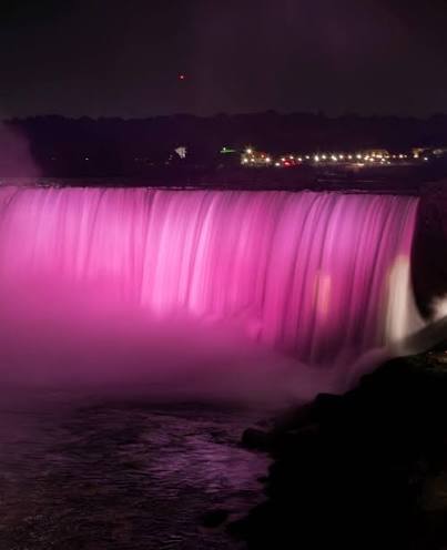 niagarafallsontario will be glowing pink tonight in honour of the legendary Dolly  Parton! 🩷🌊 From 10:15–10:30 p.m., the Falls will shine pink to celebrate  a one-of-a-kind voice, a generous heart and a