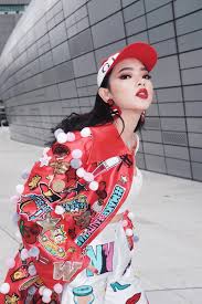 Maybe you would like to learn more about one of these? Seoul Fashion Week Chau Bui Co Ba Lan Ngá»c Pha Cach Ná»•i Loáº¡n 2sao
