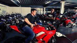 Secret Shop Ng Mga Big Bikes Youtube