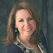 M Gengenbacher (@MChelz3)